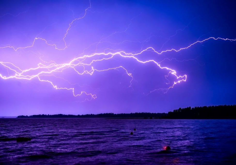 finland-2686959_1280 Finnischer See, Gewitter